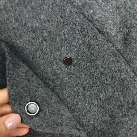 VINCE grey two tone sweater back wool coat - Picture 6 of 8